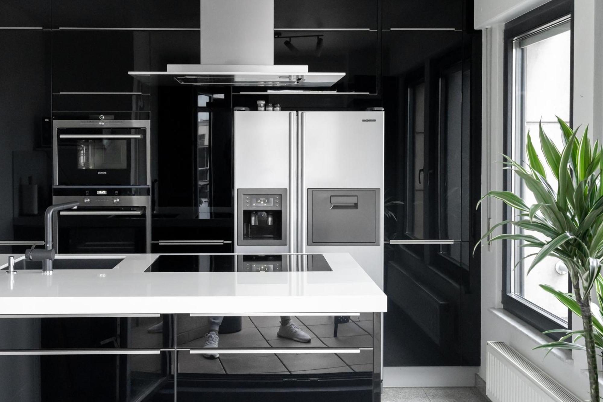 Lux Penthouse - Office, Terrace, Gym & Parking *