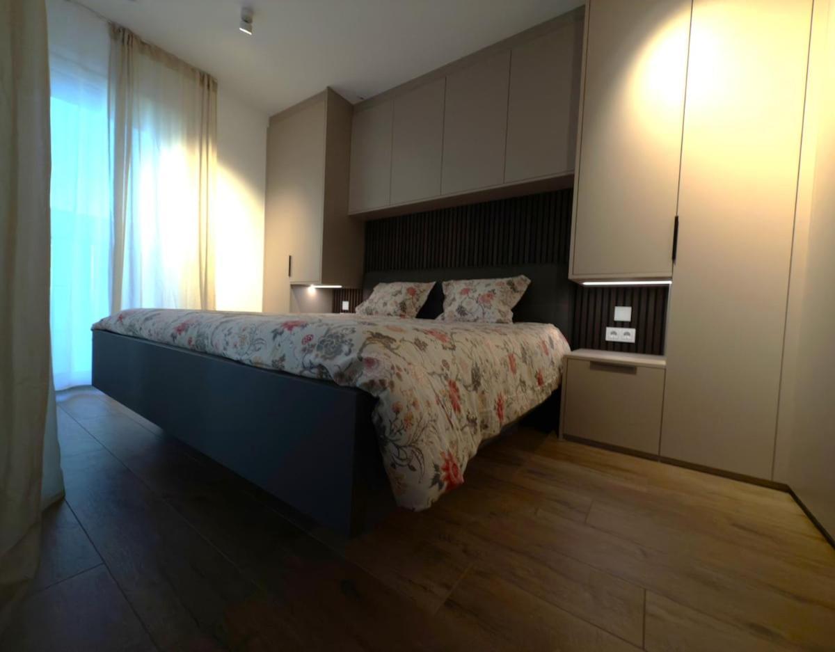 Comfort & Style At Cloche D'or Apartment *