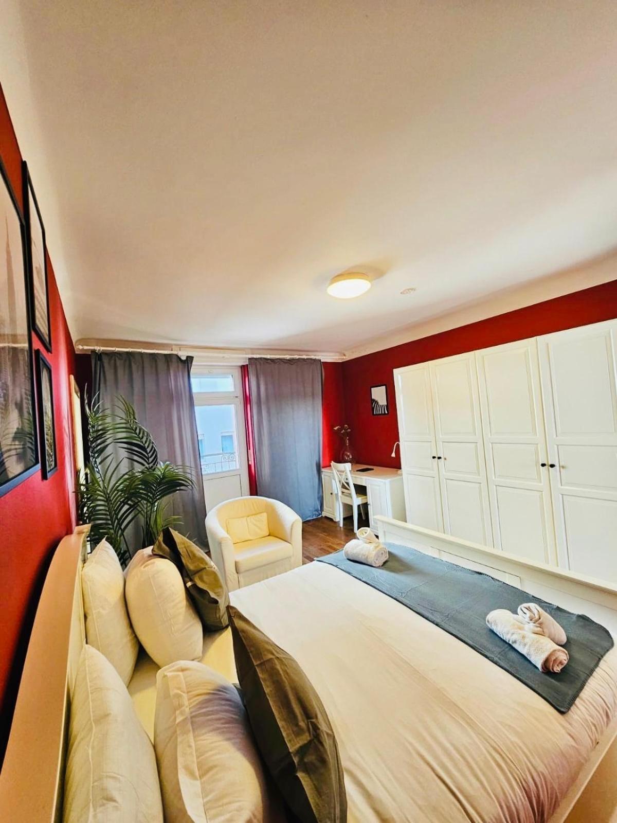 Cozy One Bedroom Retreat In Luxembourg-limp17a Appartement