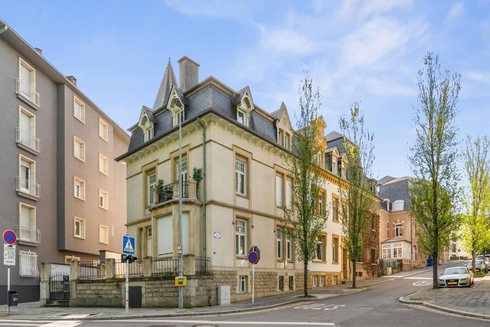 Elegant 3br In Prime Limpertsberg Location *