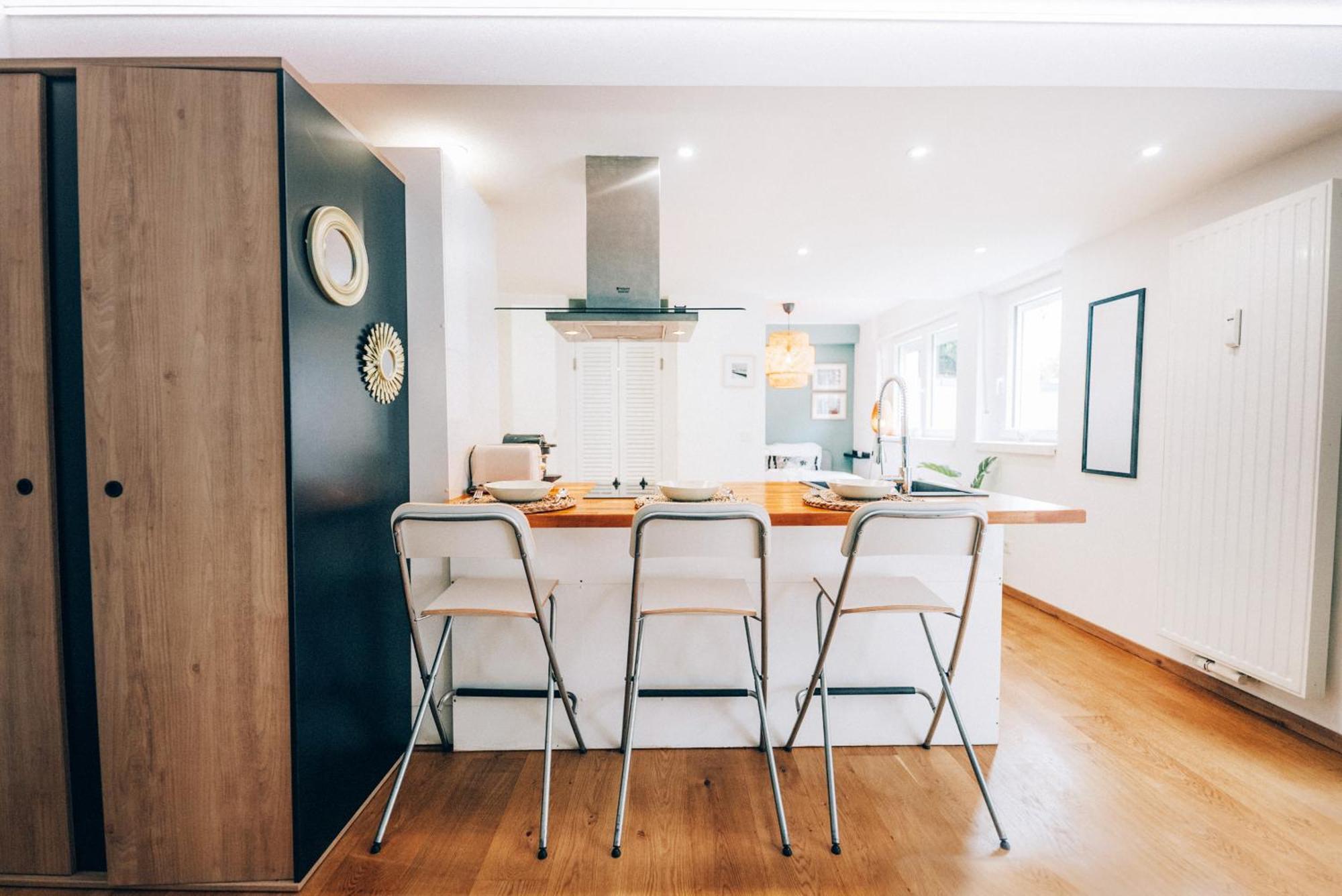 Apartment Cozy With Terrace, Pet-friendly, Near Center
