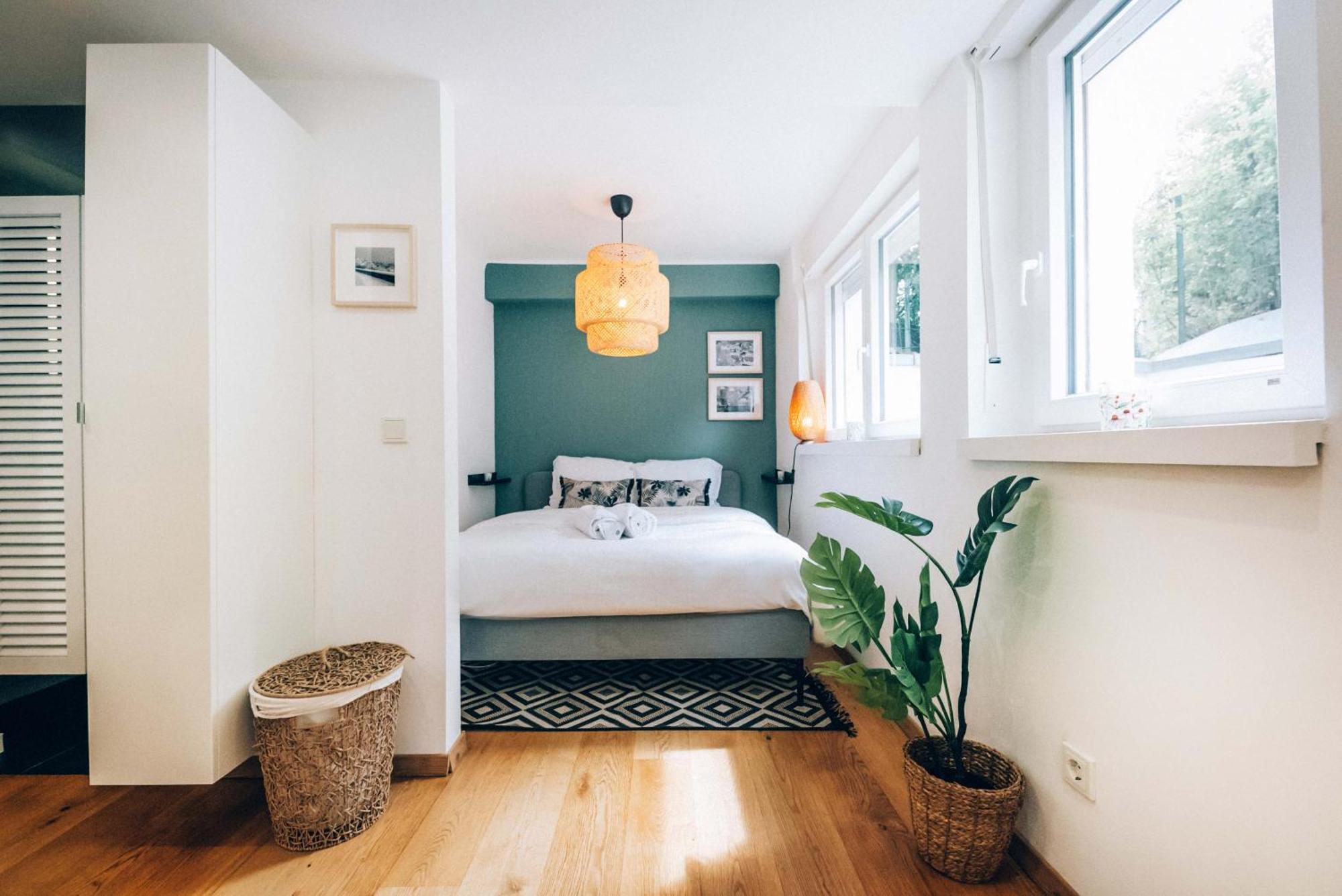 Apartment Cozy With Terrace, Pet-friendly, Near Center