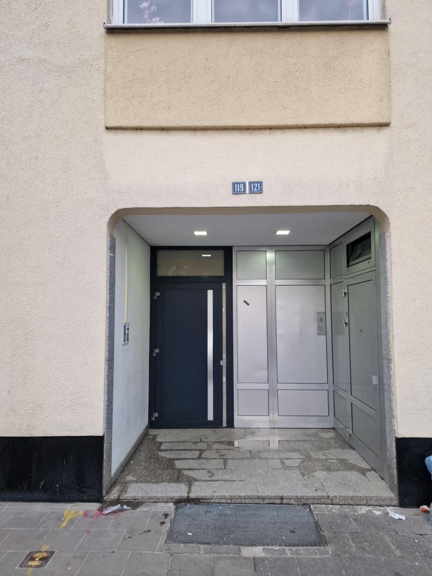 Apartamento Core Mirrorview-parking And Breakfast