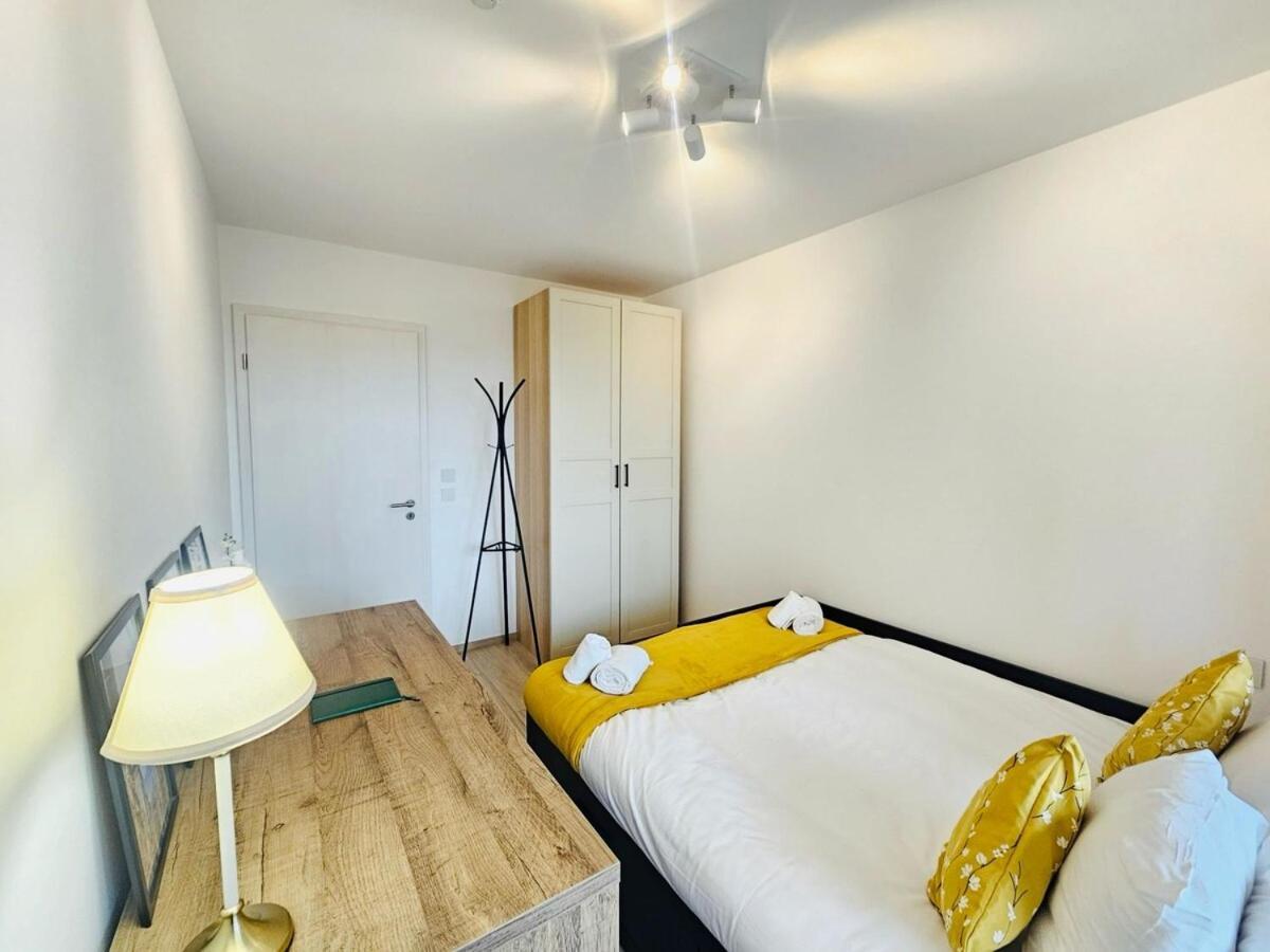 Stunning 2 Bedrooms With Private Terrace In Apartment *