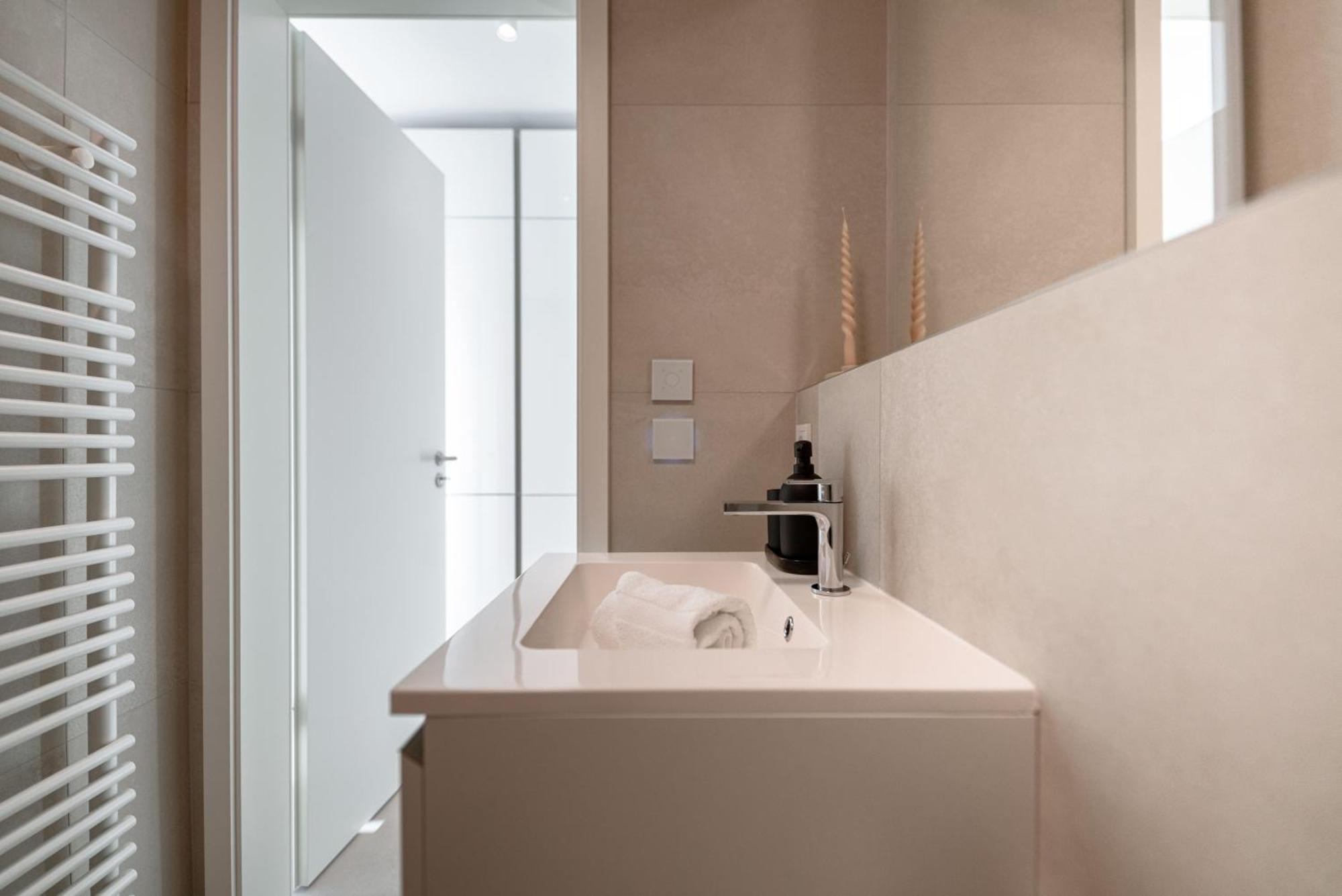 Modern In Gasperich With Balcony & Wi-fi Apartment *