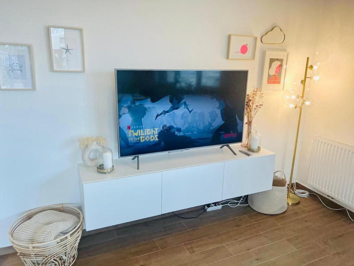 Beautiful 2 Bedrooms Flat In