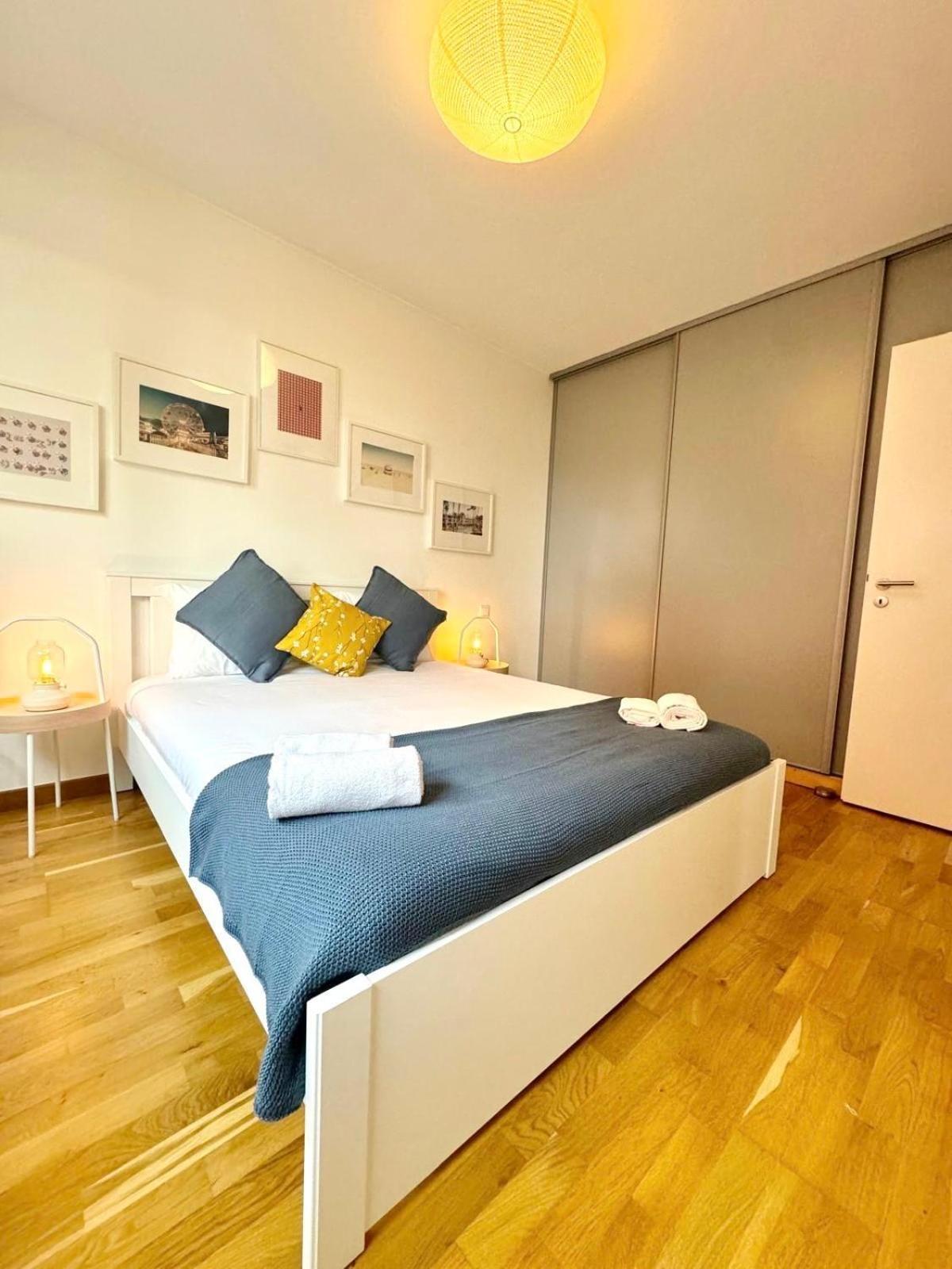 Beautiful 2 Bedrooms Flat In Appartement *