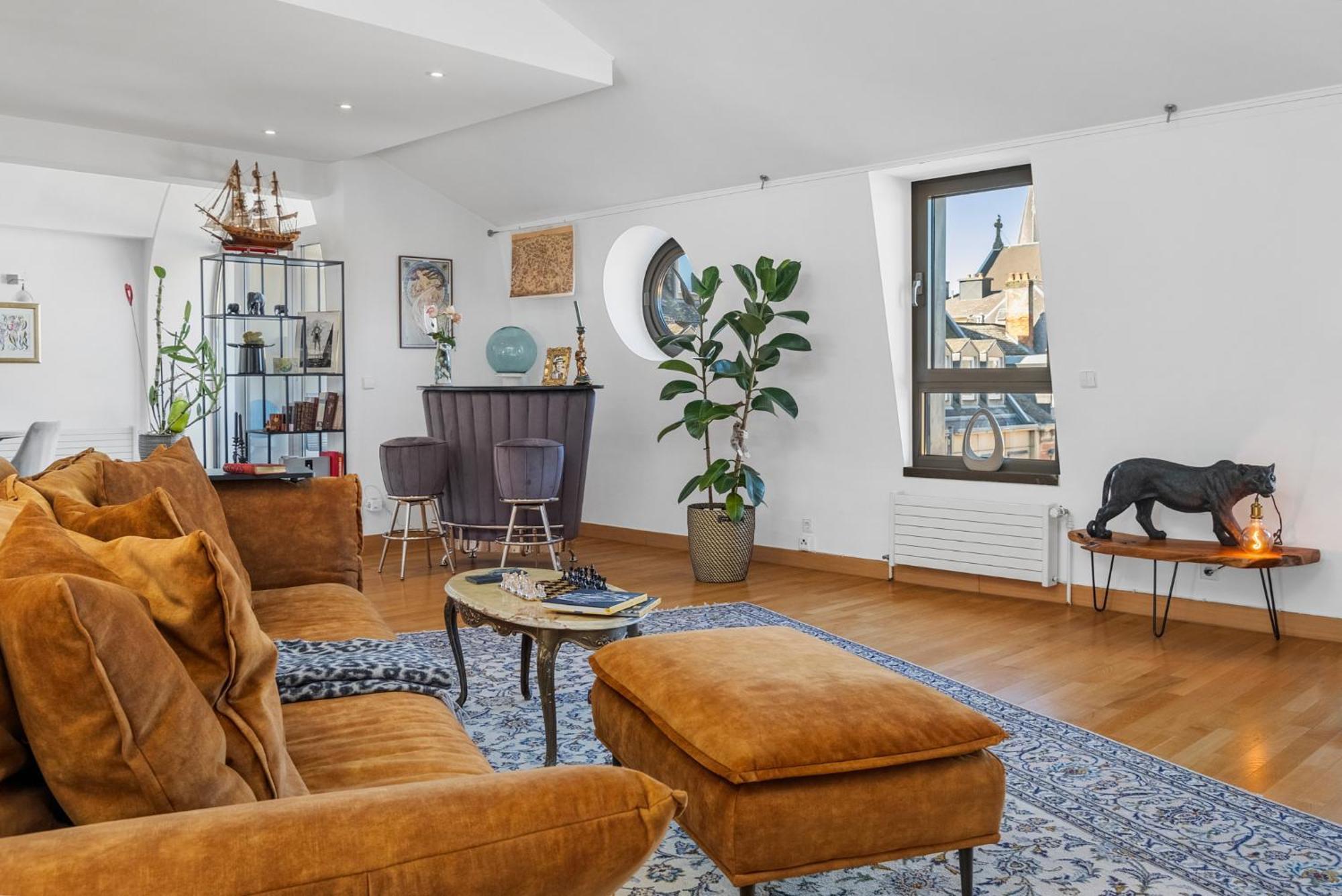 160m2 Penthouse In The Centre With A Balcony And The View Luxembourg