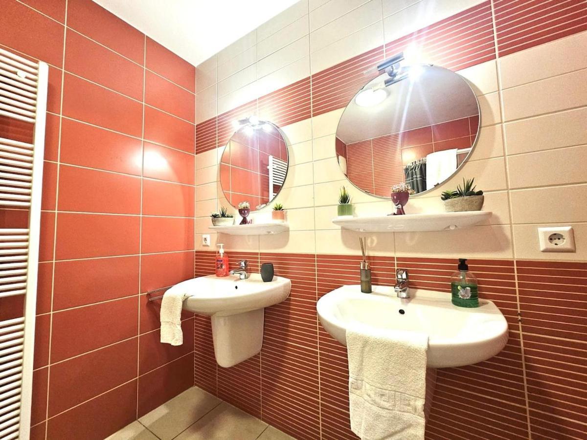 Apartment Chic Retreat 2br Near Station With Parking-2a Luxemburg