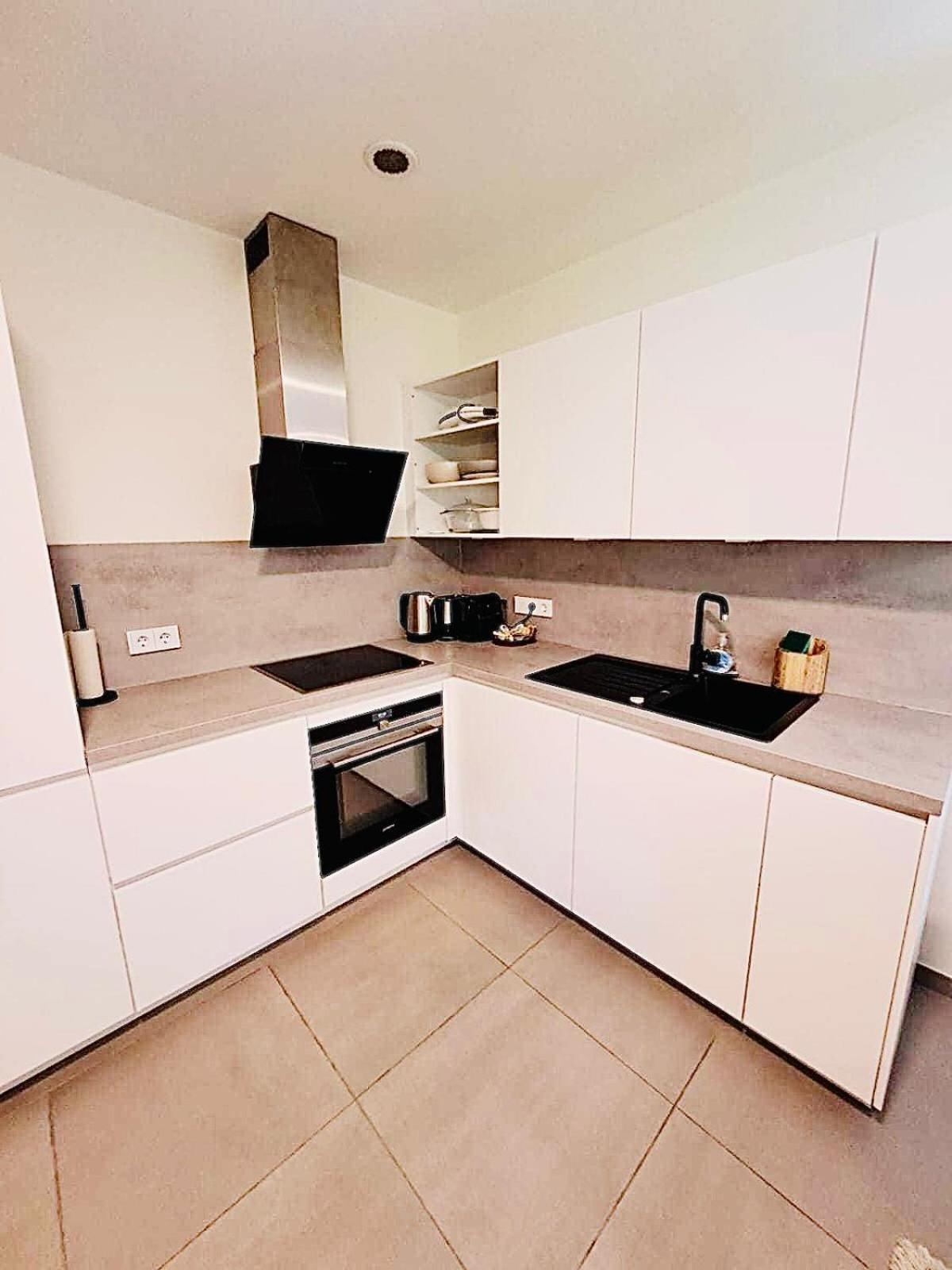 Beautiful Flat With Garden View, Terrace And Parking-105 Apartamento Luxemburgo