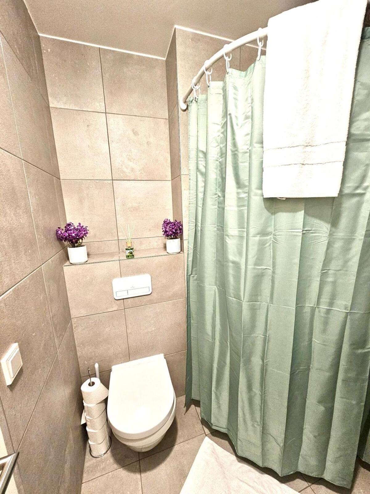 Apartment Cozy With Sunny Terrace-chiny3 *
