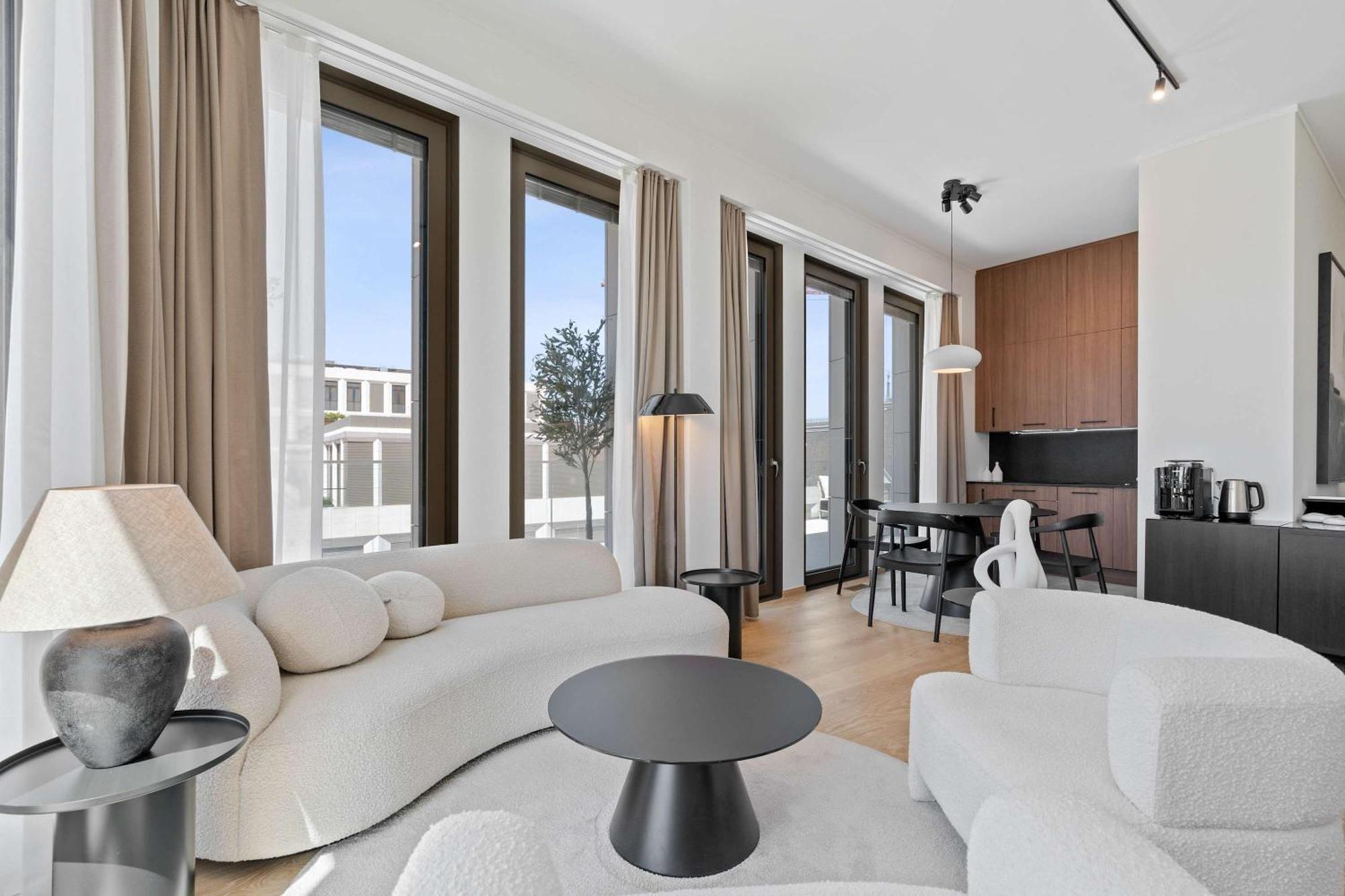 Apartment Voya Zenit Royal - Luxury Rooftop Views & Concierge