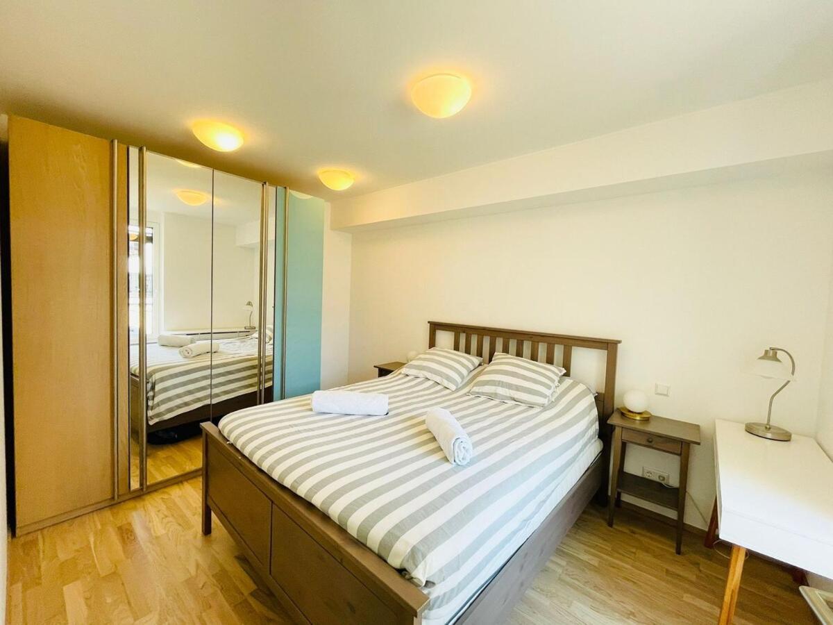 Apartment Chic&elegant 1br With Terrace&parking