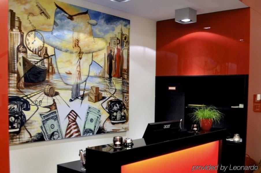 Hotel Grey 3*