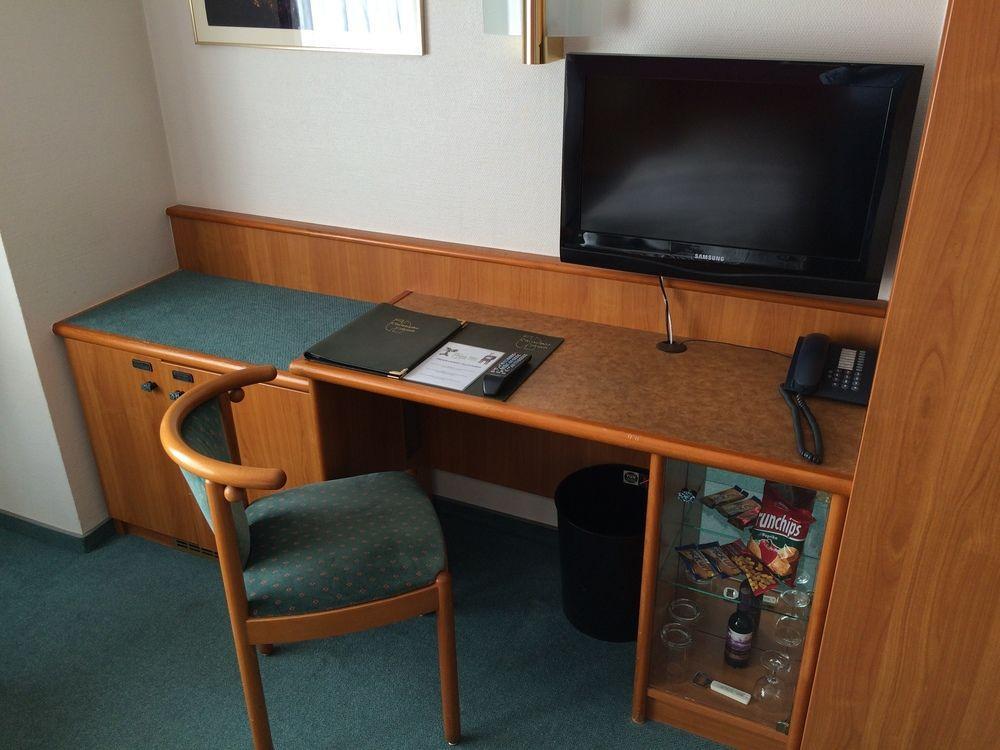 Hotel Christophe Colomb 3*
