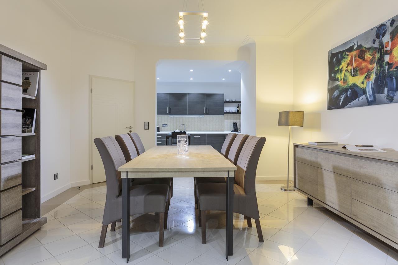 The Queen Luxury - Cortina Luxemburgo