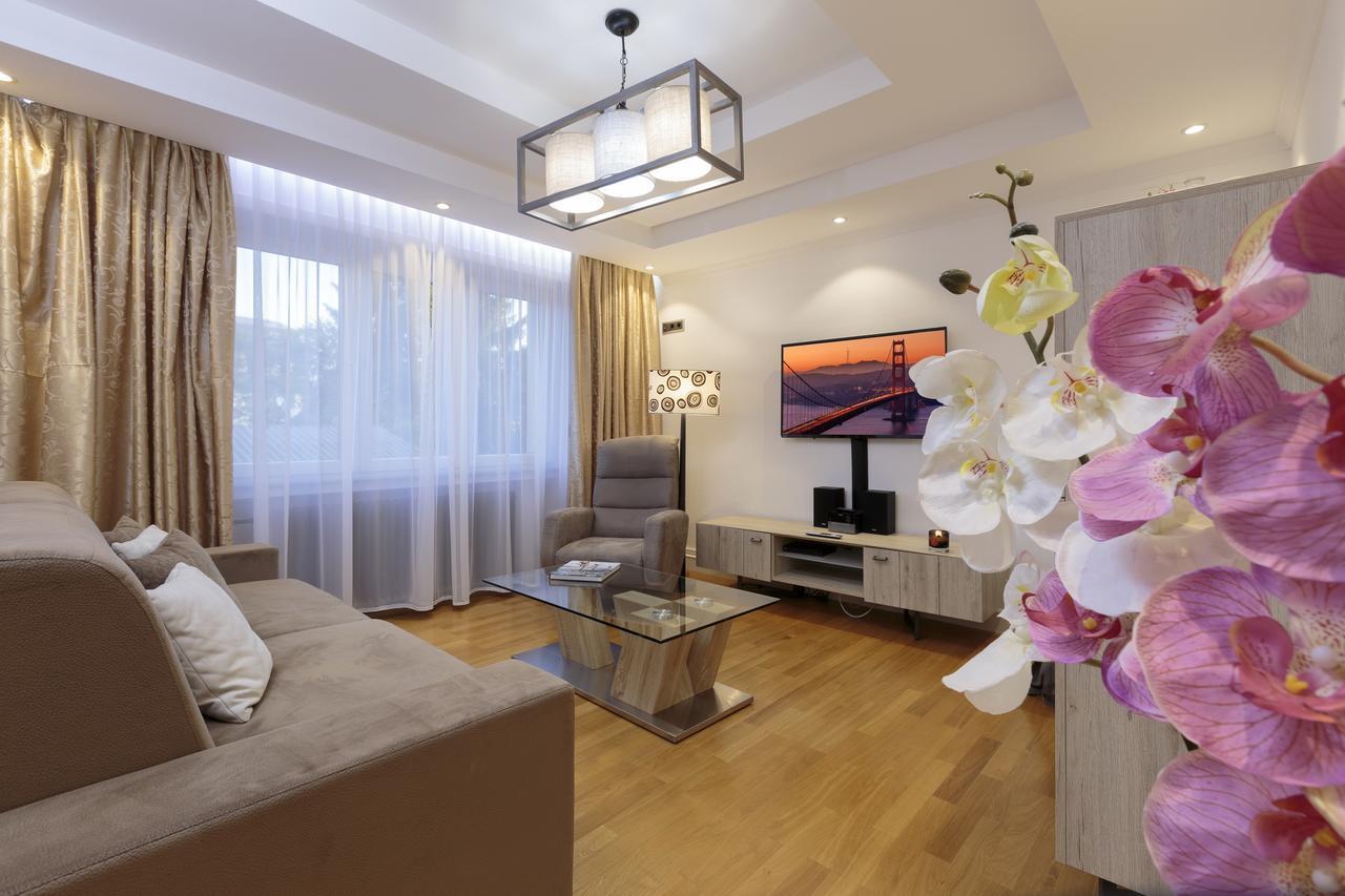 The Queen Luxury - Giada * Luxembourg
