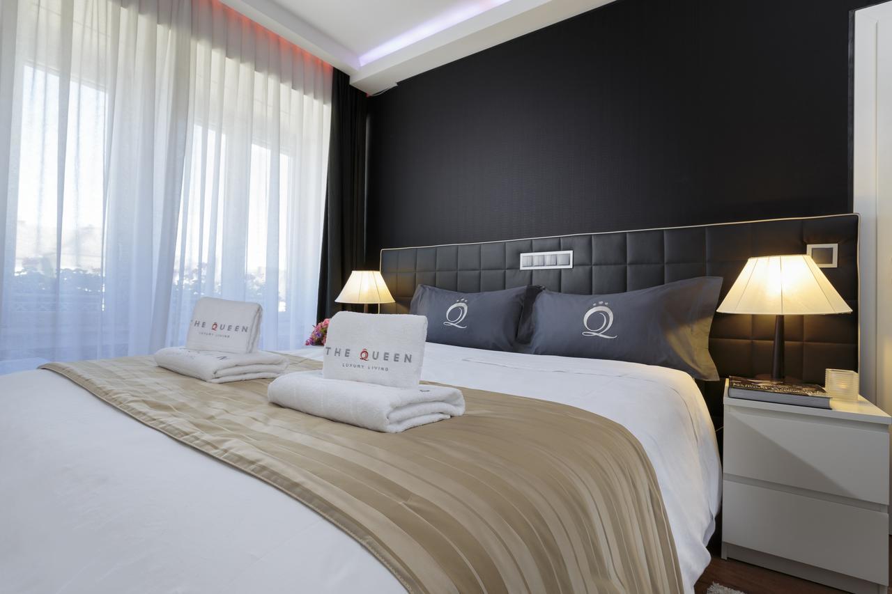 The Queen Luxury - Medici Luxembourg