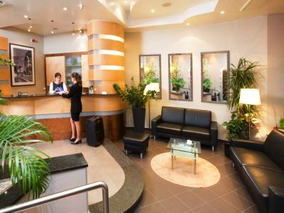 City Hotel 3*