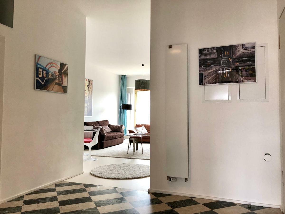 Spacious Flat In The Heart Of The Center! Ideal For A Family!