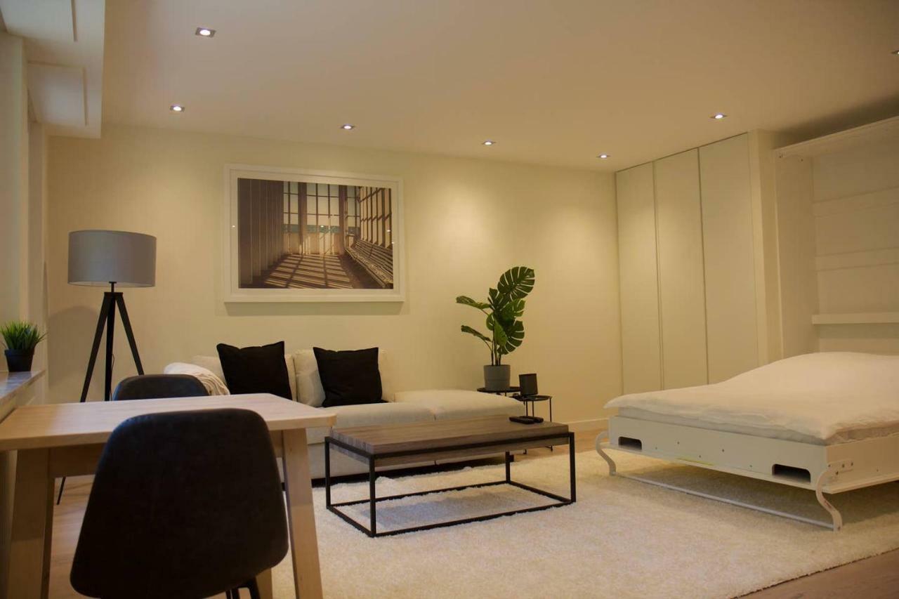 Fully Renovated Studio Flat With Own Parking * Luxemburg
