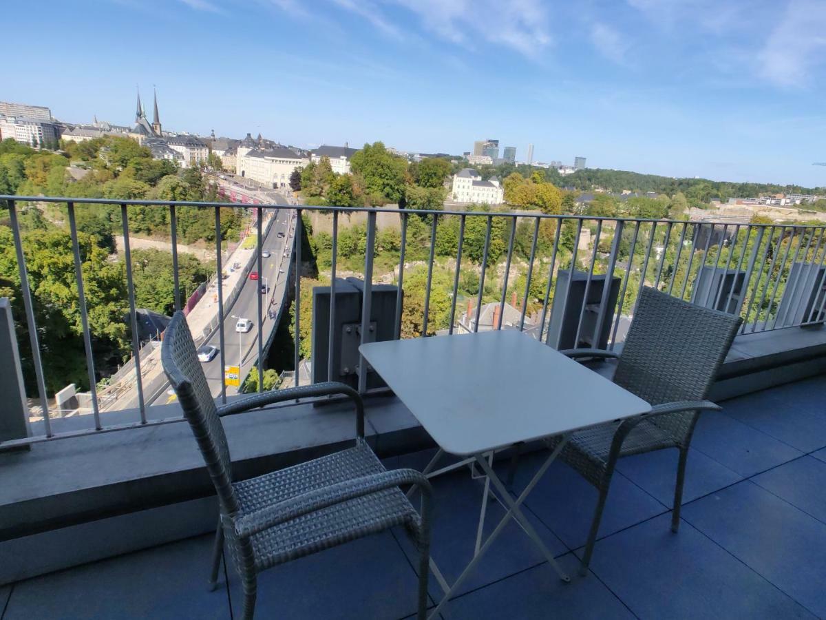 Studio Flat With Best Views Of City