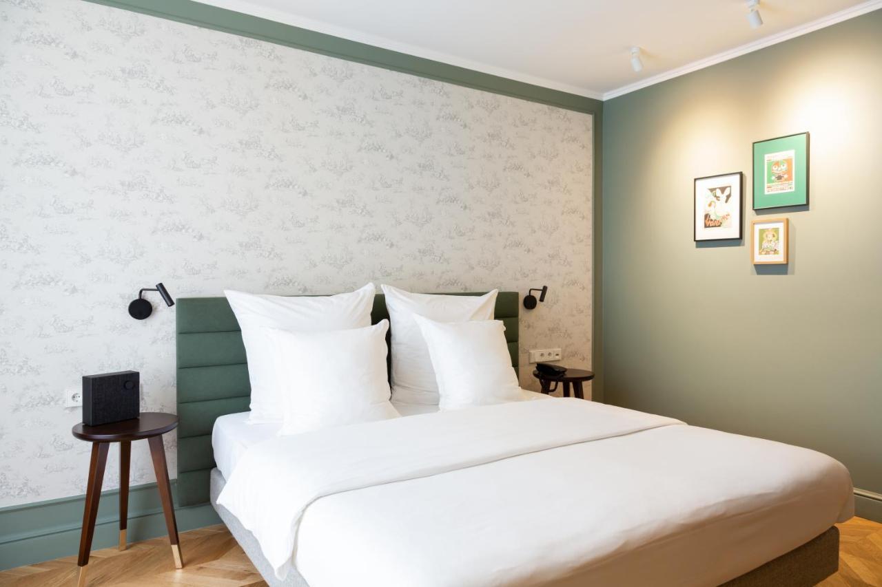 Perrin - Former Carlton Hotel 4*