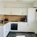 Large 1 Bedroom In Center With Terrace & Parking -67B