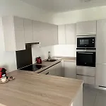 Central Apartment In Luxembourg City Center -Parking
