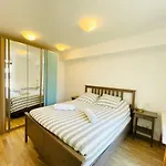 Chic 1 Bedroom Flat With Terrace&Parking-5