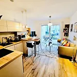 Charming One Bedroom With A Private Terrace