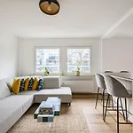 1 Bedroom Flat 55M2 In The City