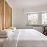 1 Bedroom Flat 55M2 In The City