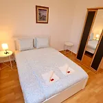 City Walk Residence - Free City Connections