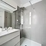 Modern Luxembourg City Center Apartment With Big Terrace