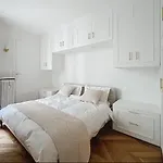 Modern Luxembourg City Center Apartment With Big Terrace