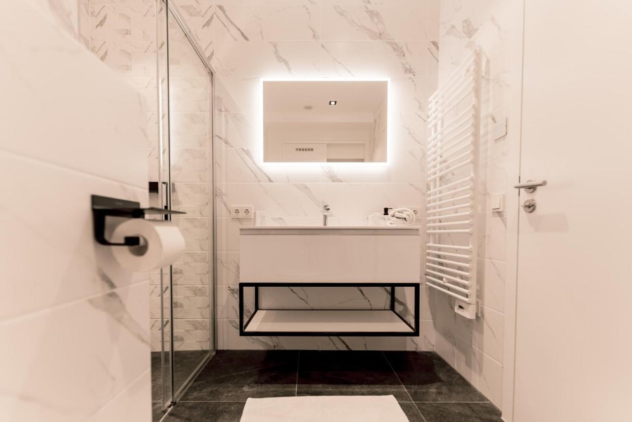 Luxury 1 Bedroom Apart W Swimmingpool, Spa & Fitness - Zenith Towers * Luxembourg