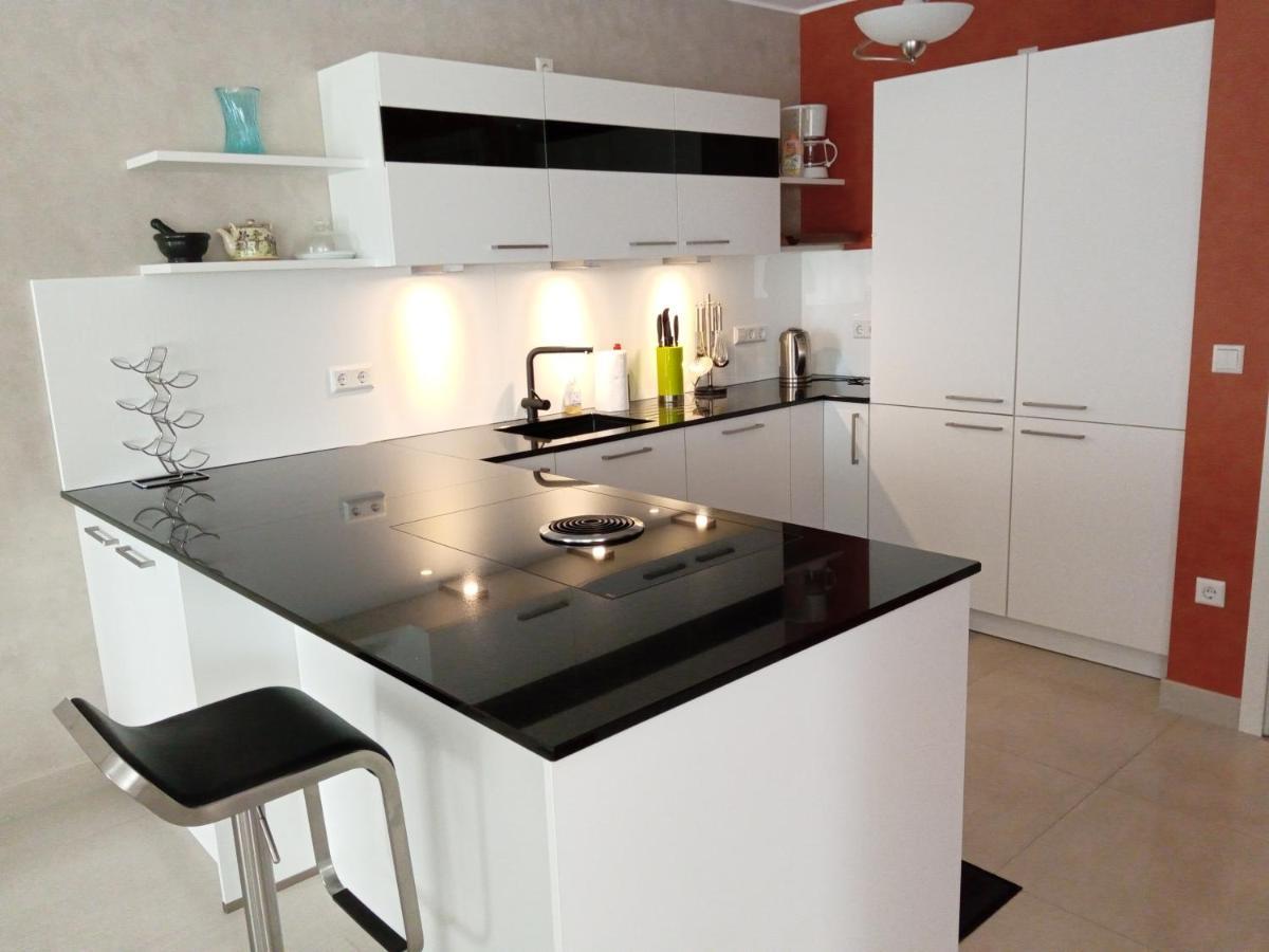 Primeurs Standing De 85 M², Luxembourg-kirchberg Apartment *