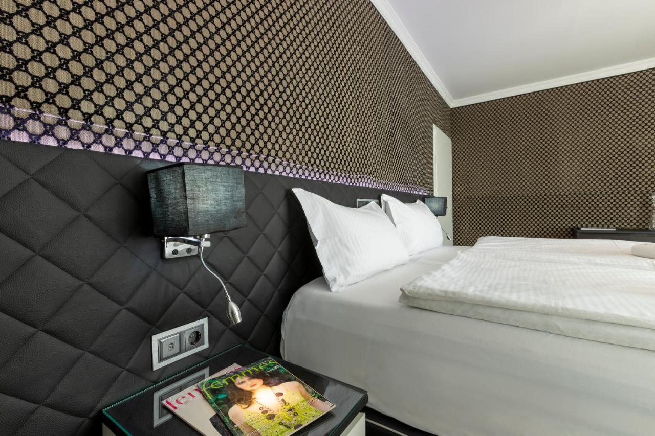 The Queen Luxury - Medici Luxembourg