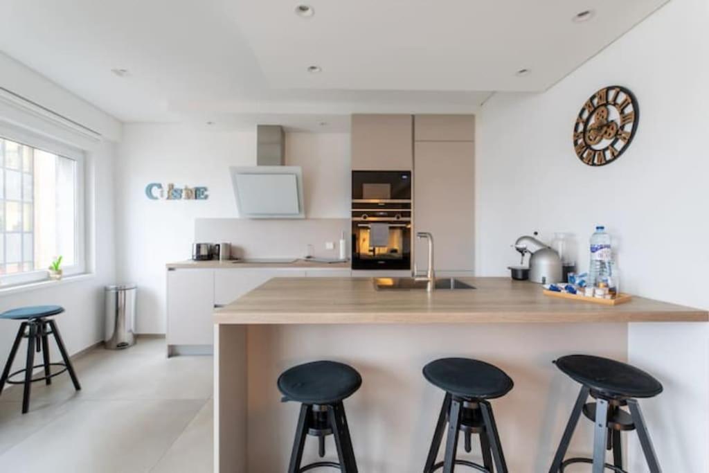 Wonderful Two Bedroom At Limpertsberg With Parking, Near Tram