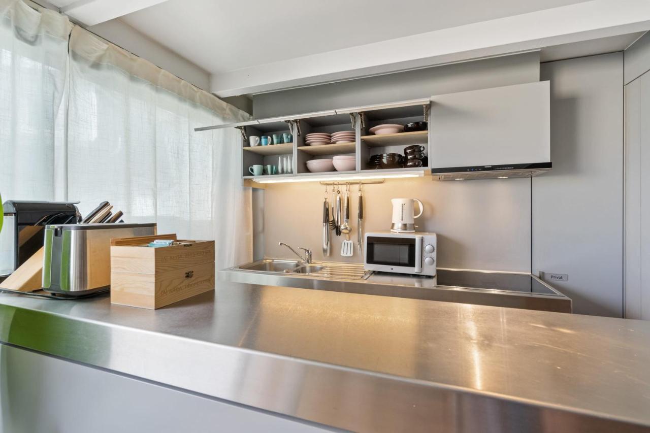 Luxury Escape With Jacuzzi Bathtub In Hollerich Id11 Apartment Luxemburg