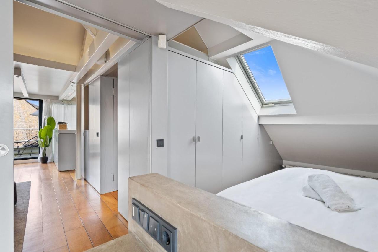 Luxury Escape With Jacuzzi Bathtub In Hollerich Id11 Apartment *