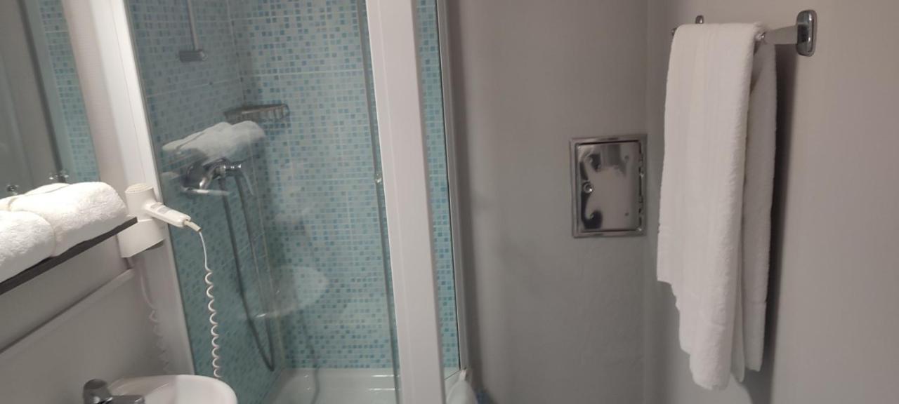 Bristol Hotel 2*