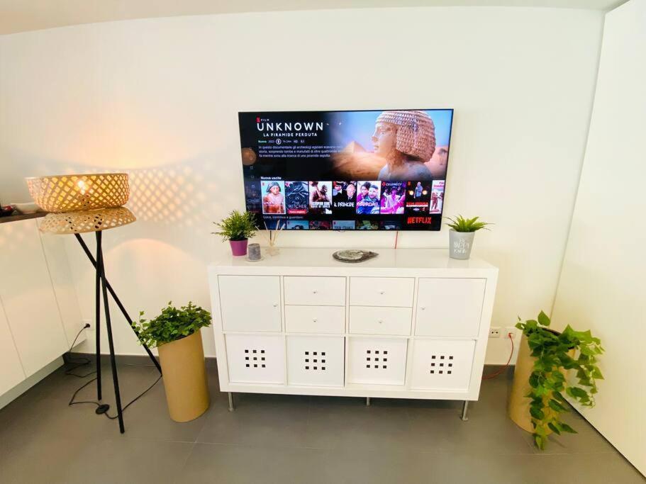 3 Bedrooms In Center With Terraces & Parking-rol1 Appartement *