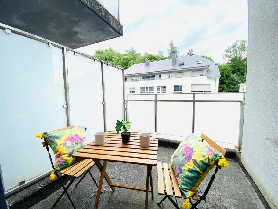 Appartement 3 Bedrooms In Center With Terraces & Parking-rol1