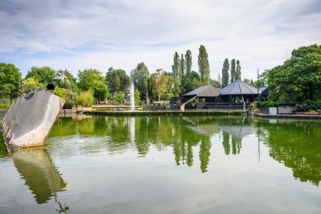 2-bd Luxembourg