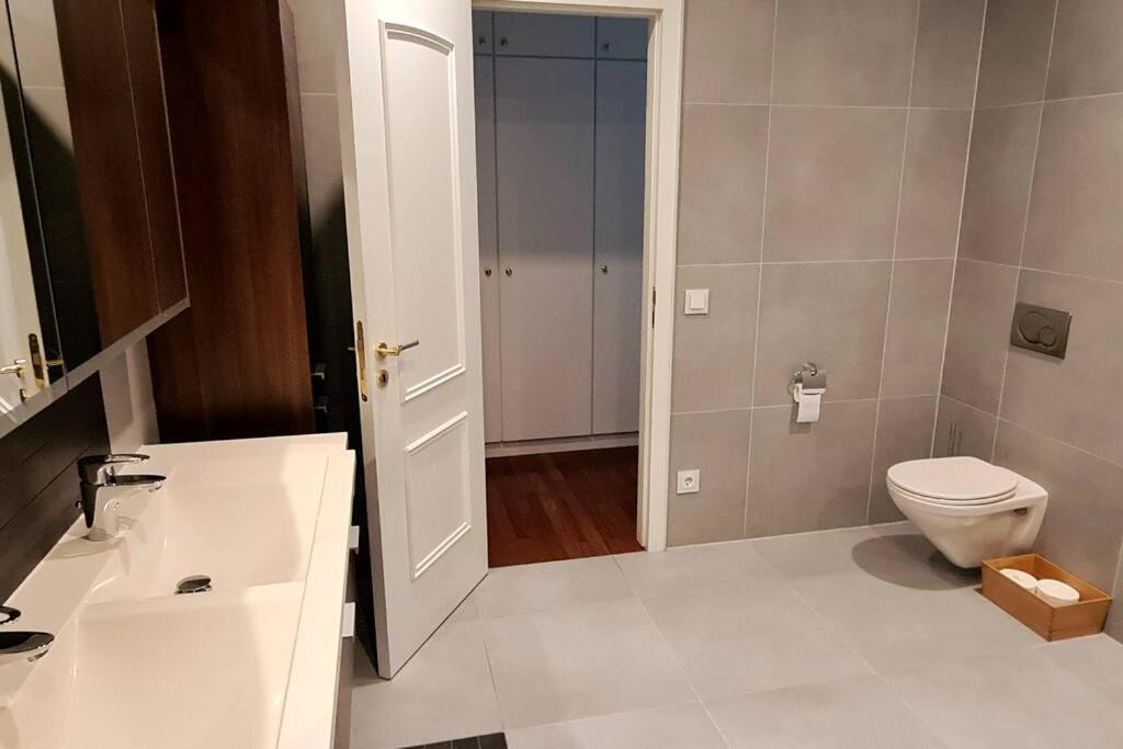 Apartment 164 M2 Flat With Underground Parking In Lux City Luxembourg