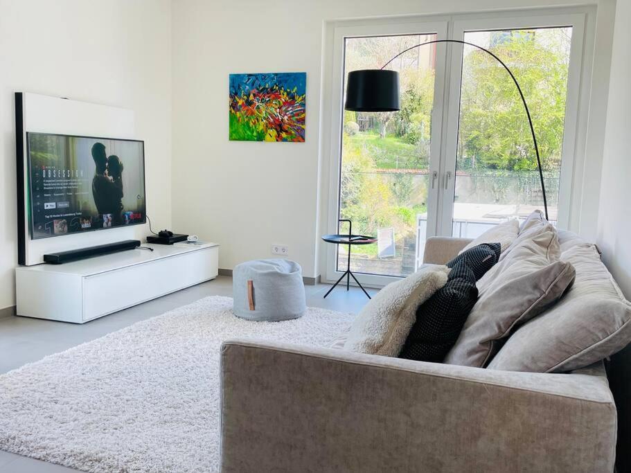 Luxury Flat In Center With Parking & Terrace Appartement *