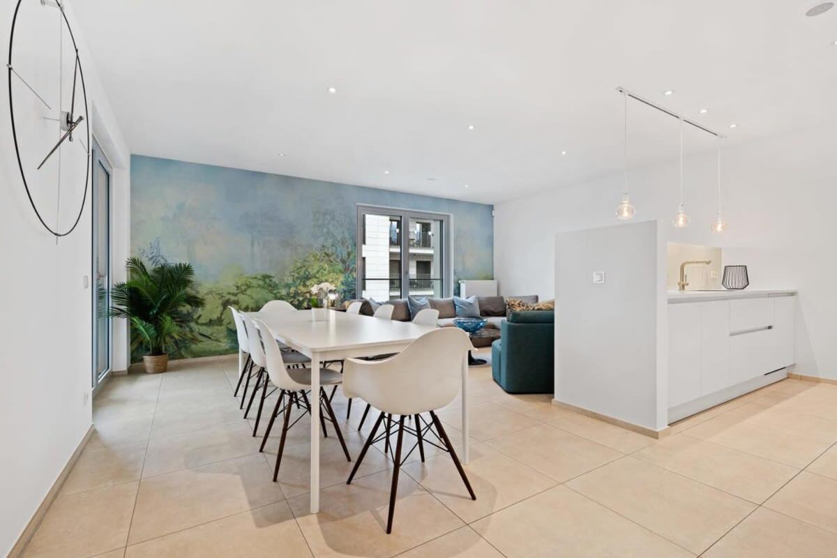 Apartment Lux City Escape 2br Apt With Balcony & Workspace *