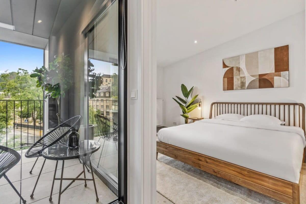 Luxurious 2br Apt With Balcony In * Luxembourg